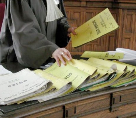 Cursuri de formare profesională pentru judecători